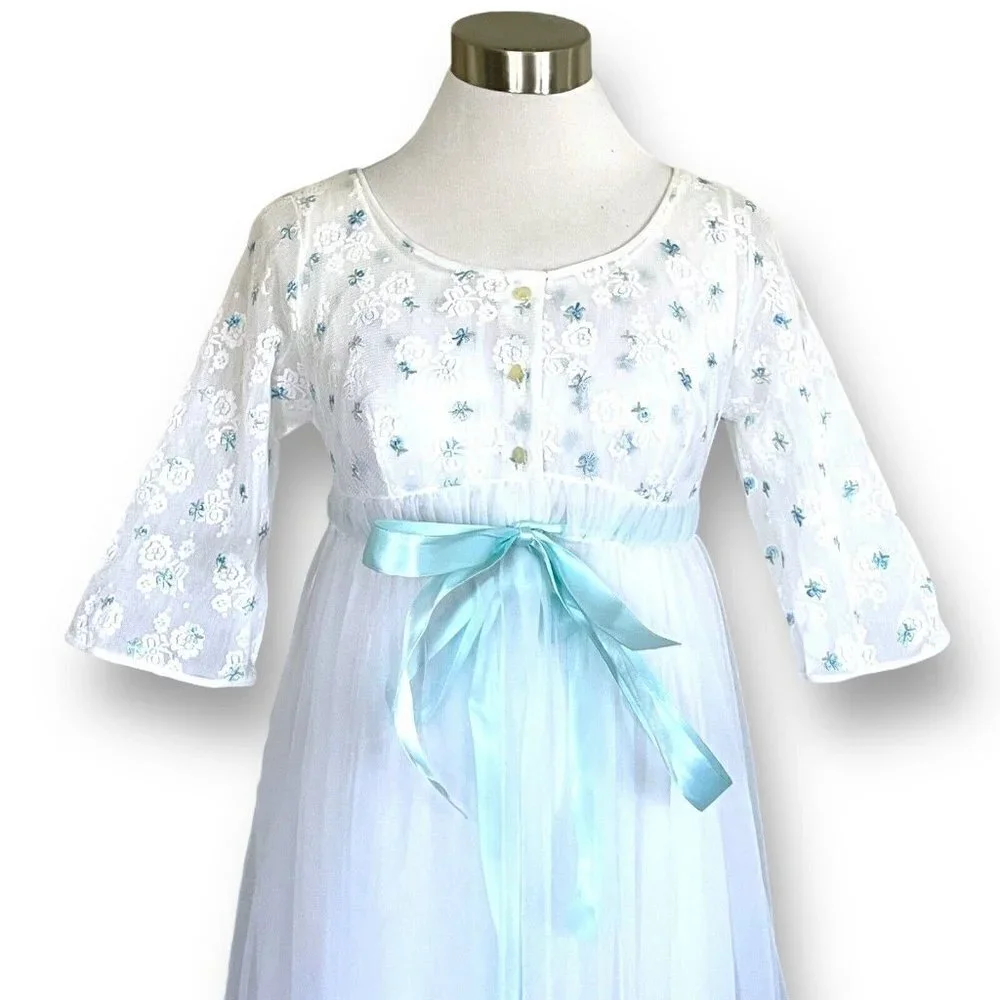 Vintage 1960s Miss Elaine Peignoir Set Sz P Petite White Blue Nylon Robe Gown